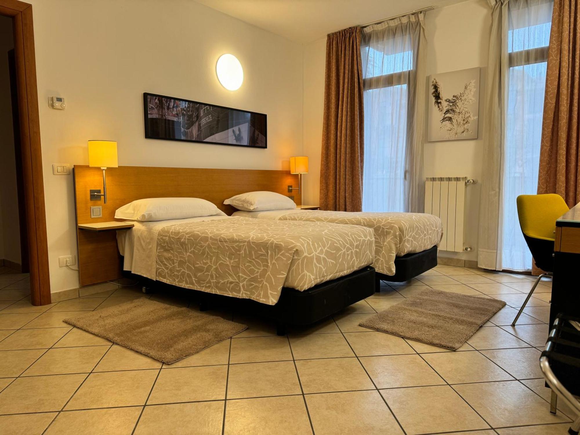 Residence Malpensa Somma Lombardo Exterior foto